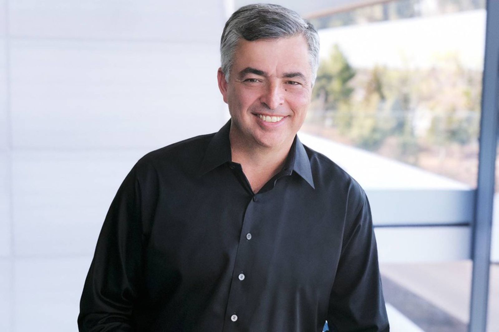 Apple VP Eddy Cue Discusses Future of TV