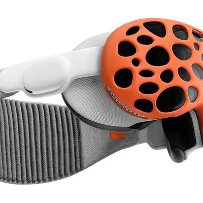 dbrand aperture vision pro