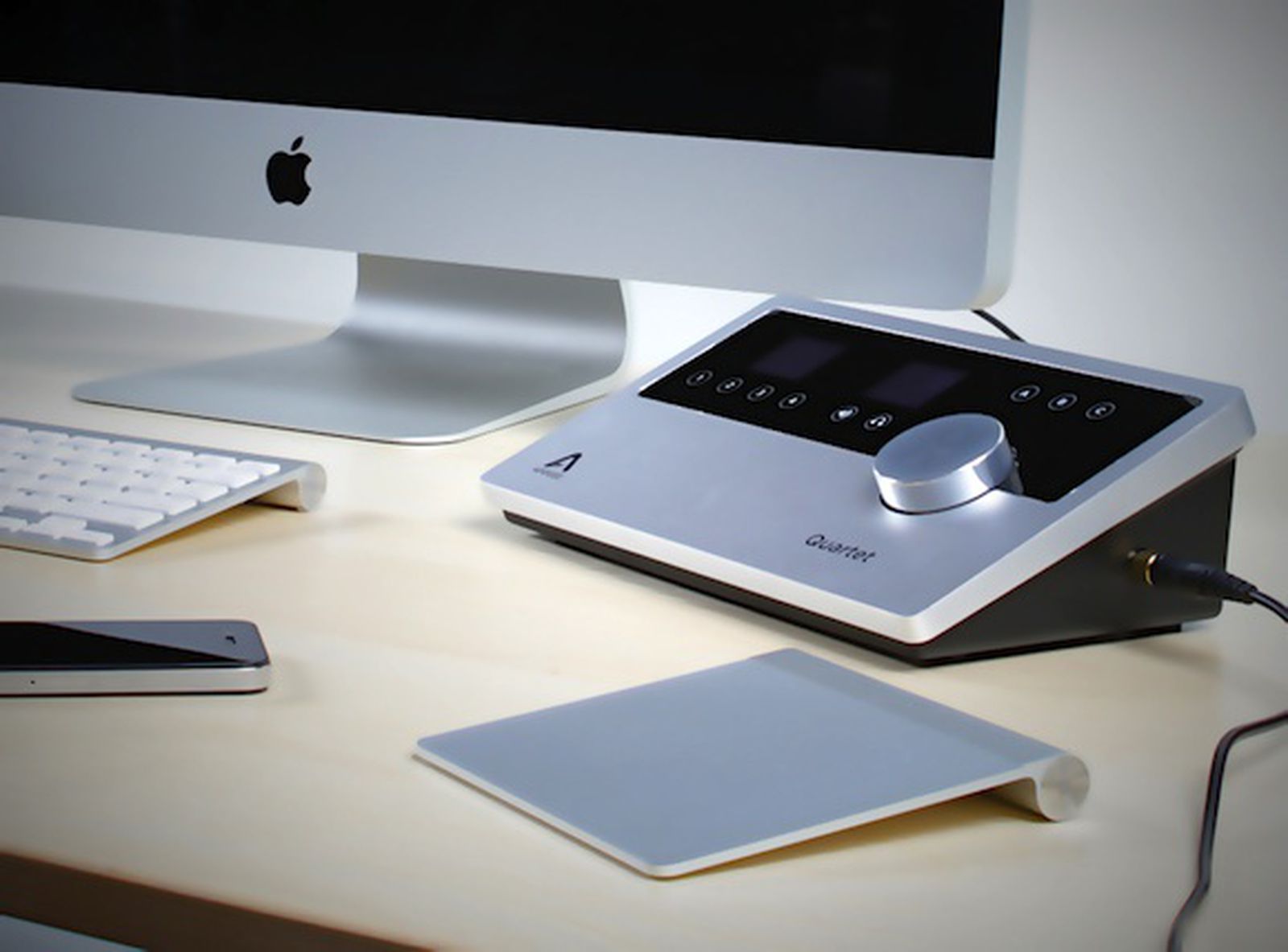 Apogee Officially Introduces 'Quartet' Desktop Audio Interface for