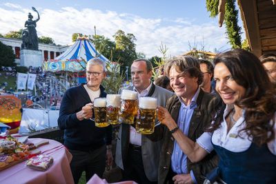 tim cook oktoberfest germany