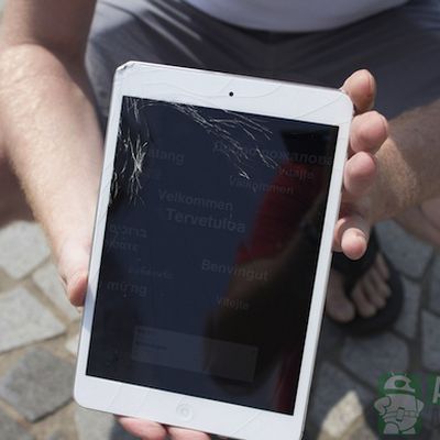 ipad mini cracked