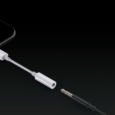 iPhone 7 Lightning to Headphone Jack Adapter