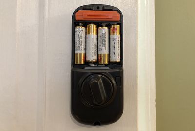 yale assure lock sl batteries