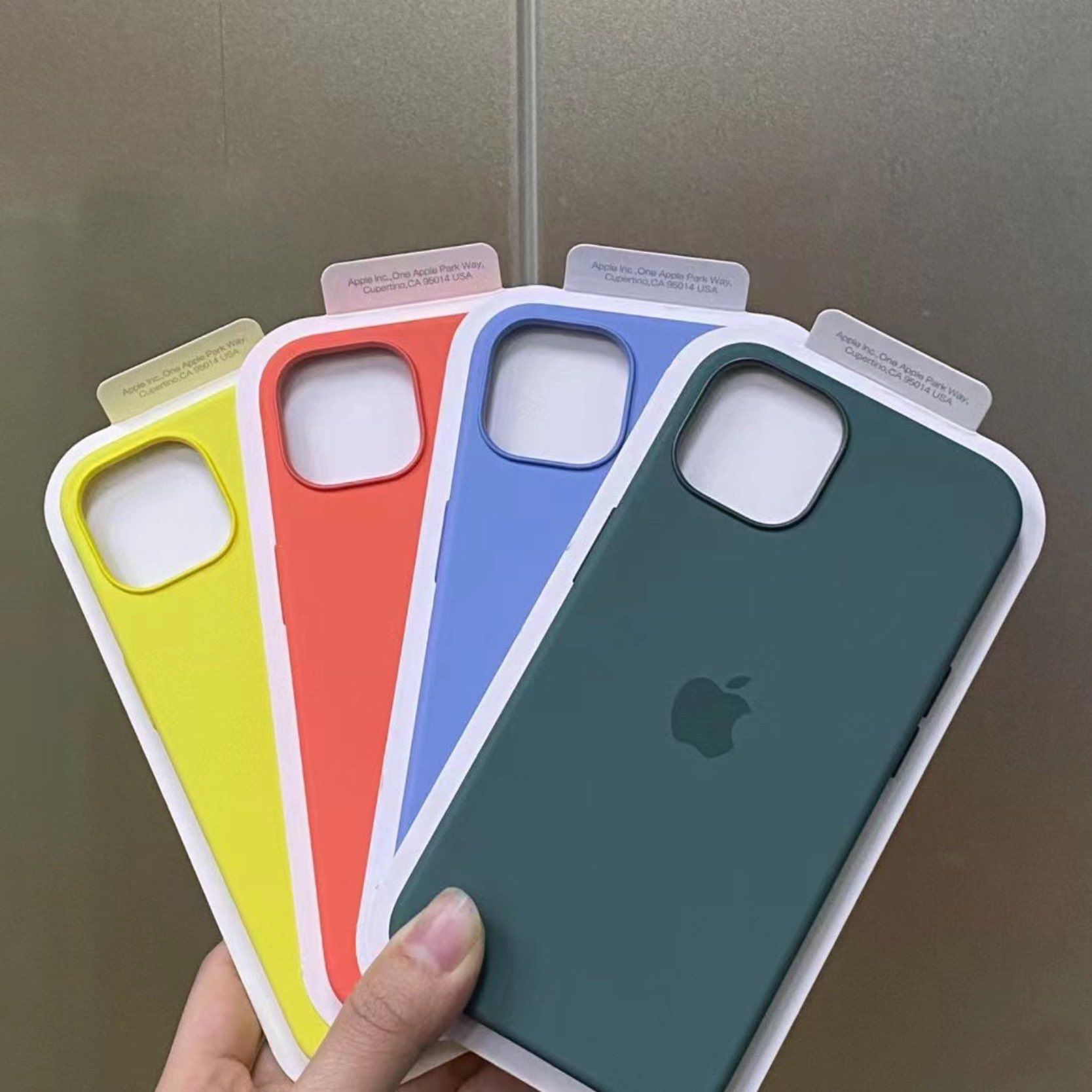 Des images divulguées montrent de nouvelles couleurs de printemps pour les étuis iPhone 13