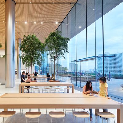 apple bangkok store opening interior 11072018