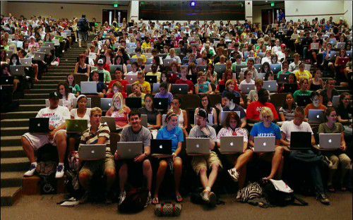 apple maintains third place in u s pc sales for 4q 2012 image