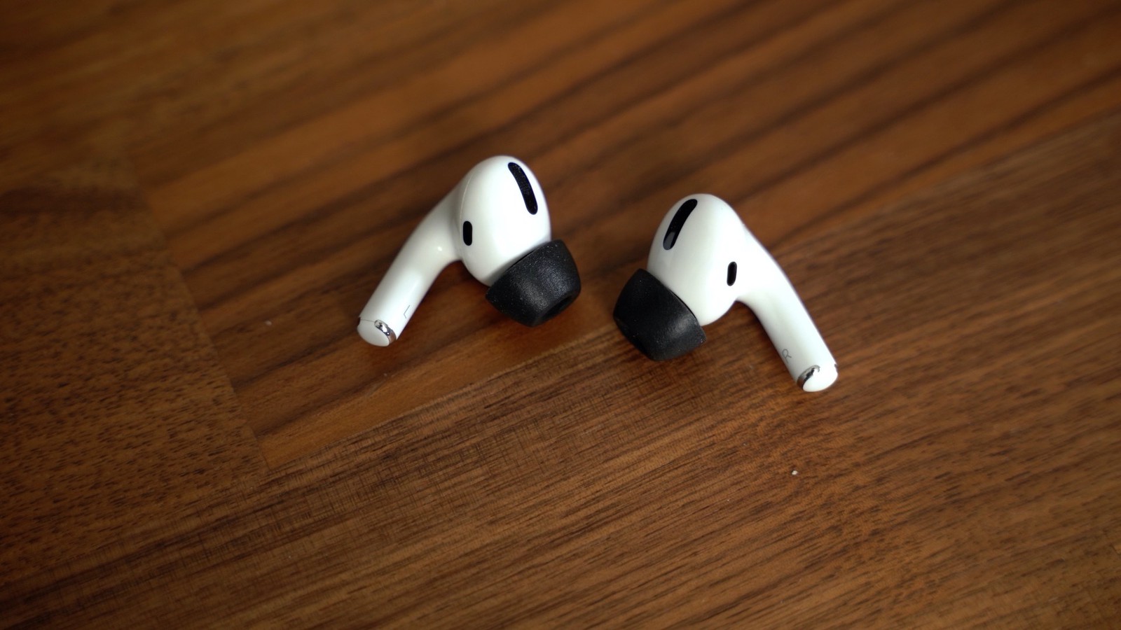 Hands-On With Comply's Foam Tips for AirPods Pro - MacRumors