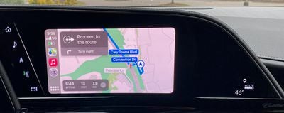 2021 escalade carplay maps