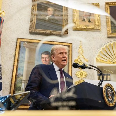 Donald Trump in Apple Logo