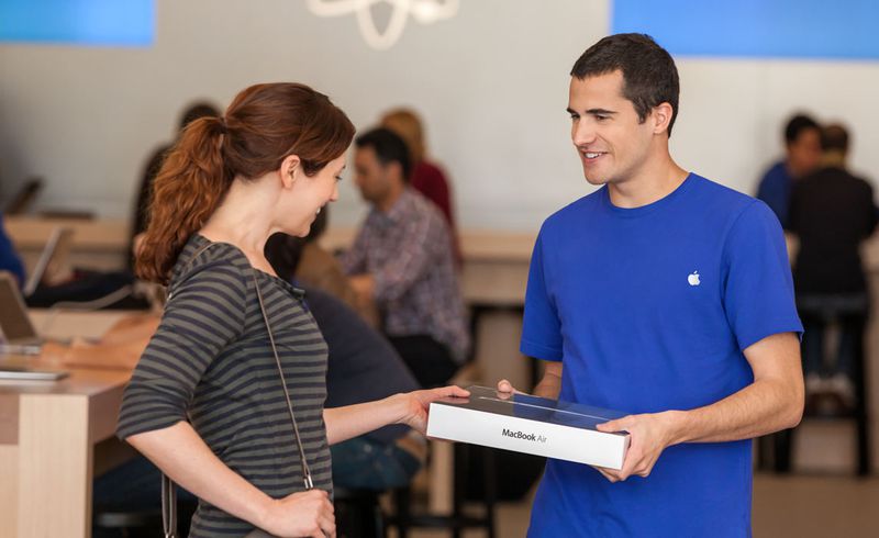Select Apple Stores Remain Open Temporarily for Customers With Pending Sales and..