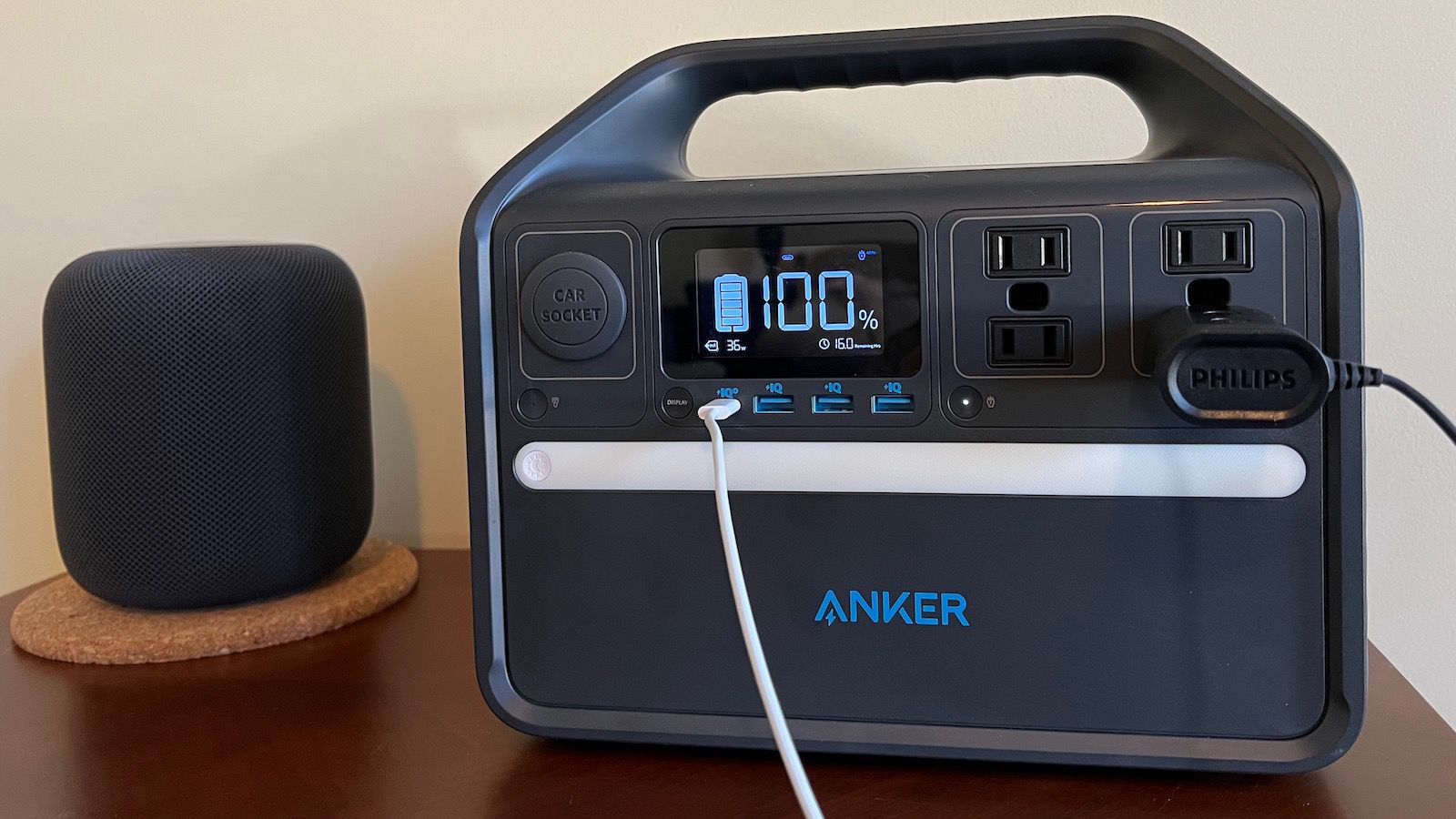 最安値で Anker 535 Station Power Portable バッテリー/充電器