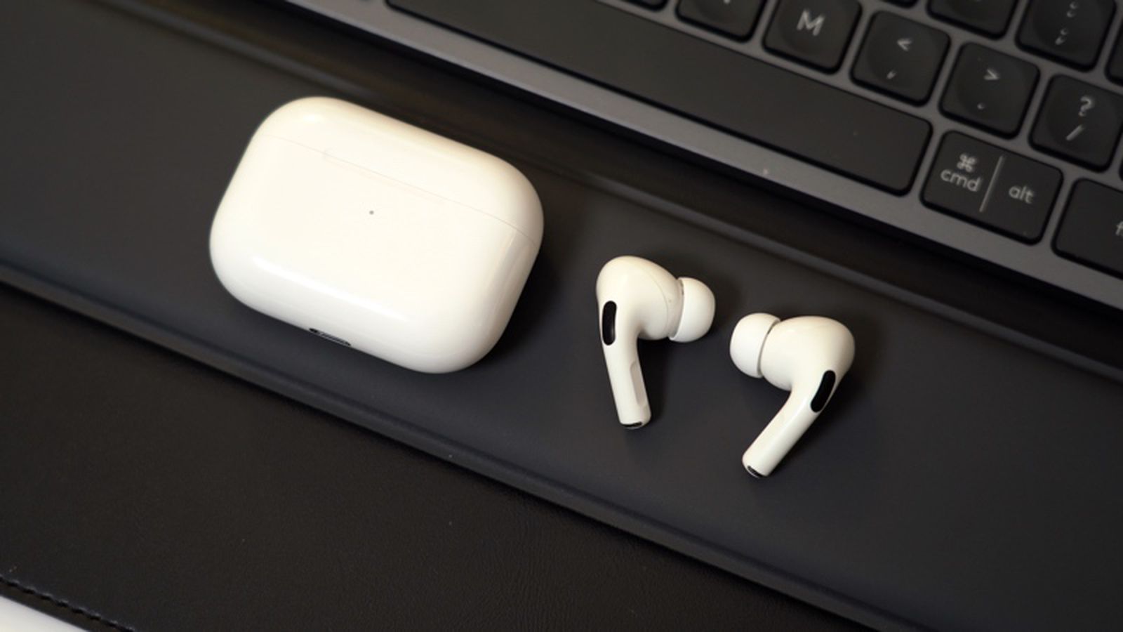 Kuo: AirPods, MagSafe Battery Pack, and Other Accessories Also to Switch to USB-C in Future - macrumors.com