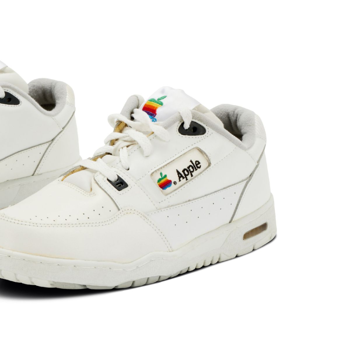 Ultra Rare 1990s Apple Sneakers Now on Sale for 50 000 MacRumors