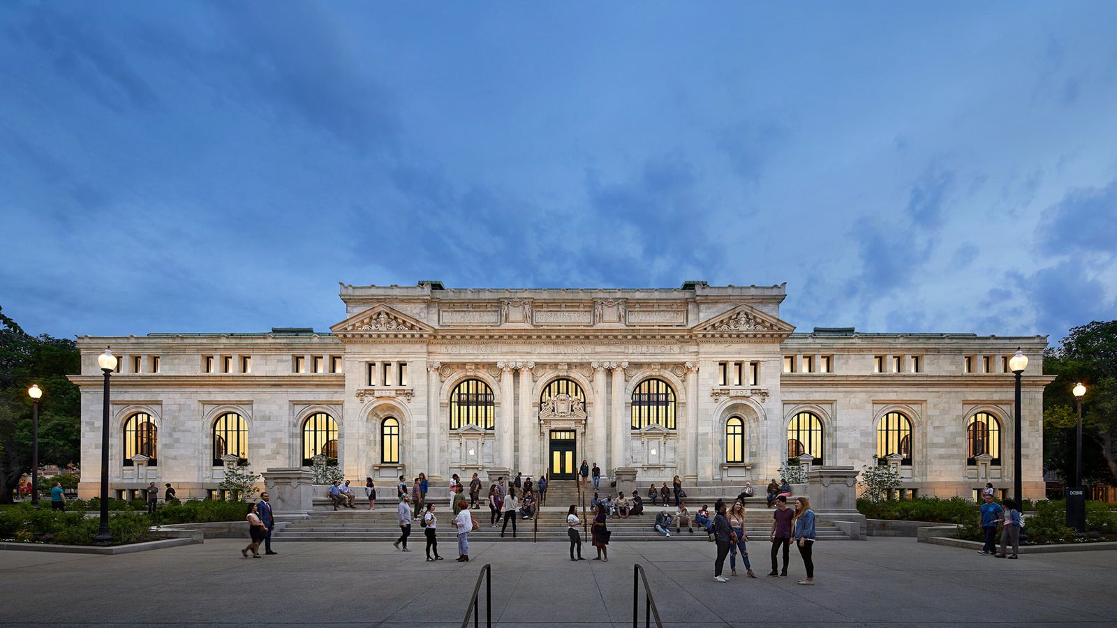 A peregrinação até a Apple Store