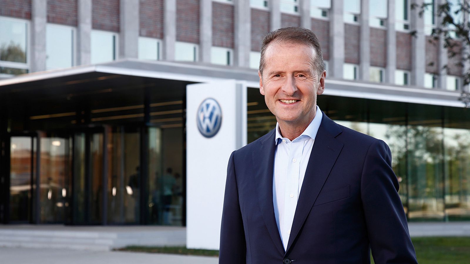photo of Volkswagen CEO: We're 'Not Afraid' of a Potential 'Apple Car' image