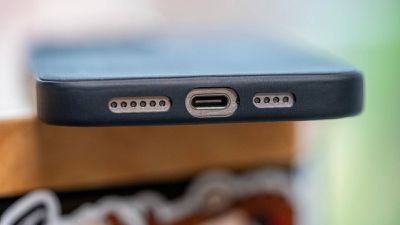 FineWven USB C slot