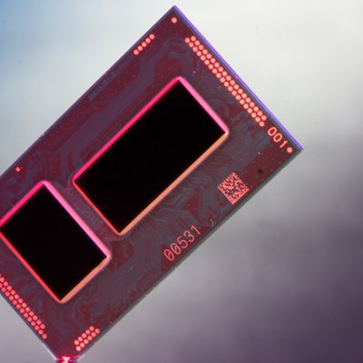 Broadwell Package Diagonal1