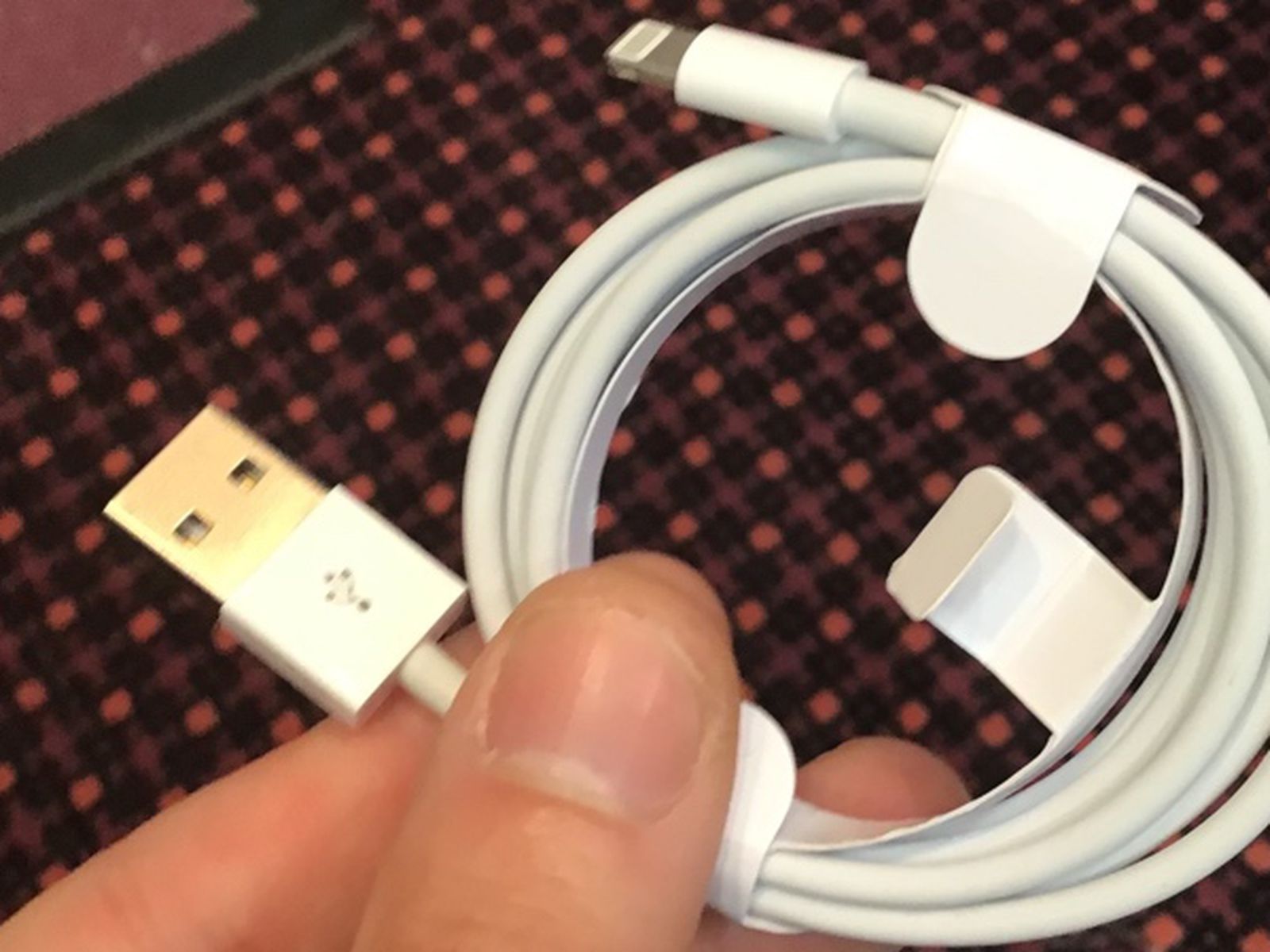 Security Researcher Develops Lightning Cable That Gives Hackers a Way to  Remotely Infiltrate Your Computer - MacRumors