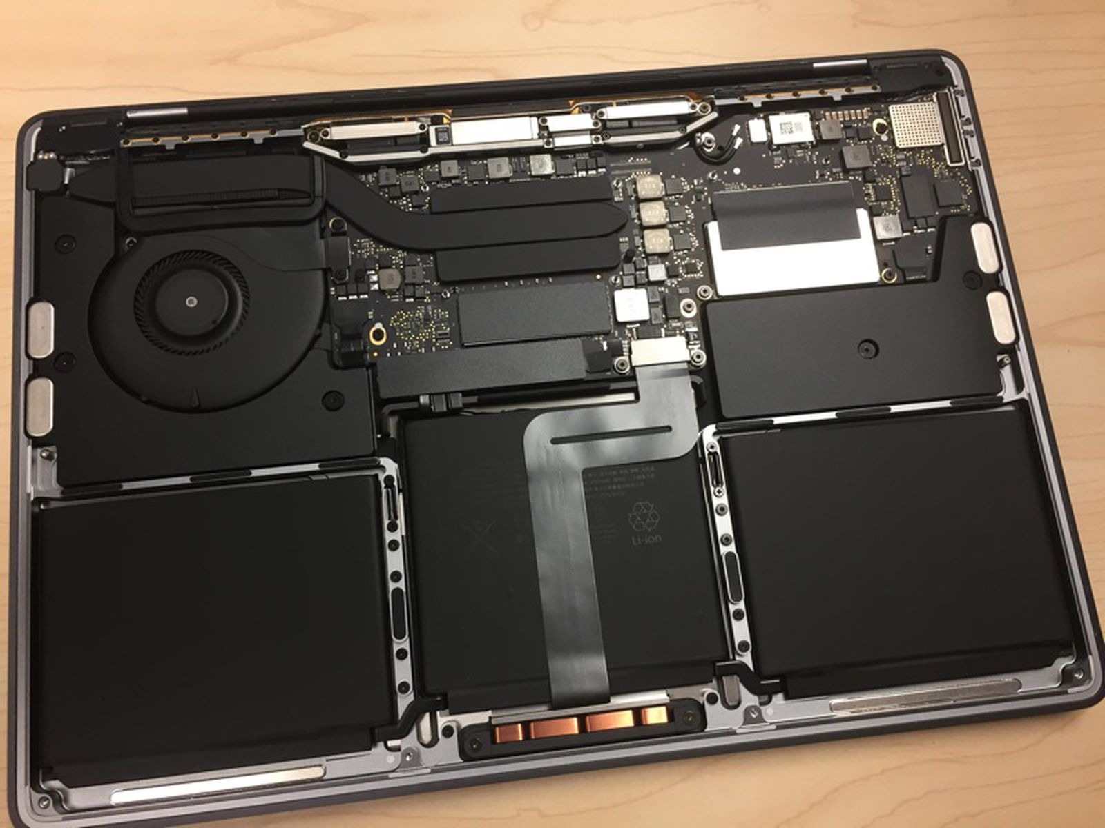 Teardown Reveals New Macbook Pro Without Touch Bar Has Removable Ssd Macrumors