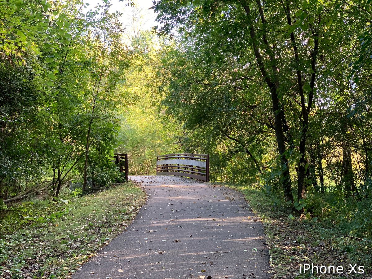 iphone x xs camera comparison image