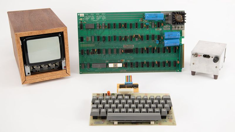 Rare Apple-1 Computer Sells for $375,000 - MacRumors