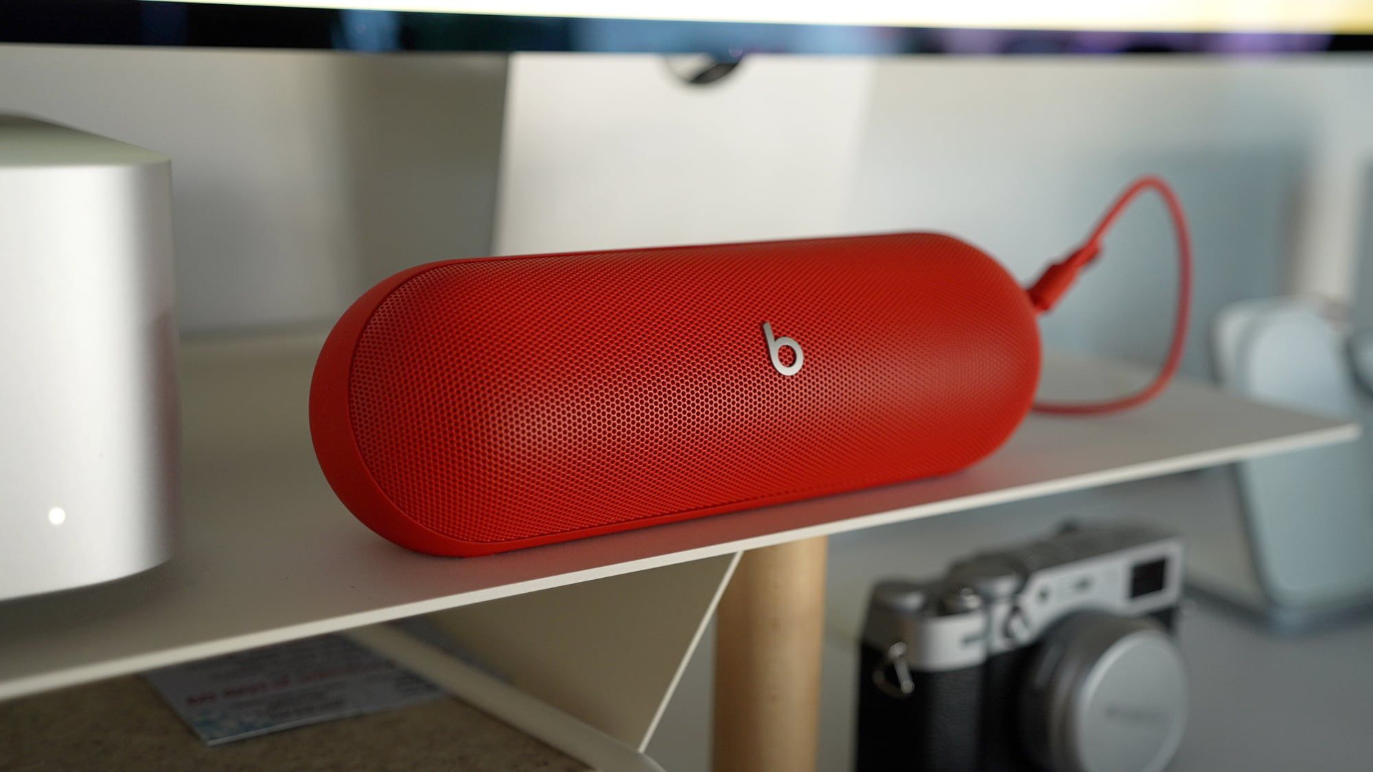 Bluetooth-динамик Beats Pill возвращается с улучшенным звуком, водонепроницаемостью и более низкой ценой