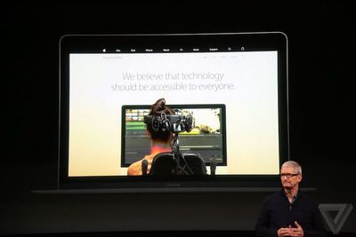 apple-macbook-event-20161027-7383