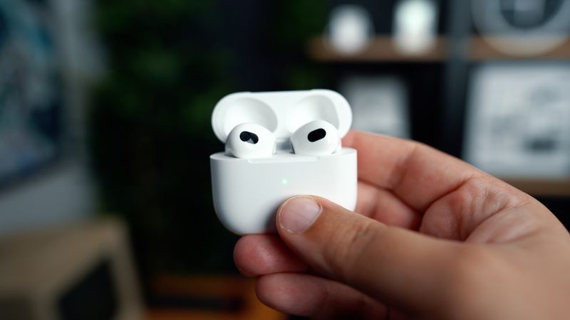 Video Comparison: AirPods 3 vs. AirPods Pro - MacRumors