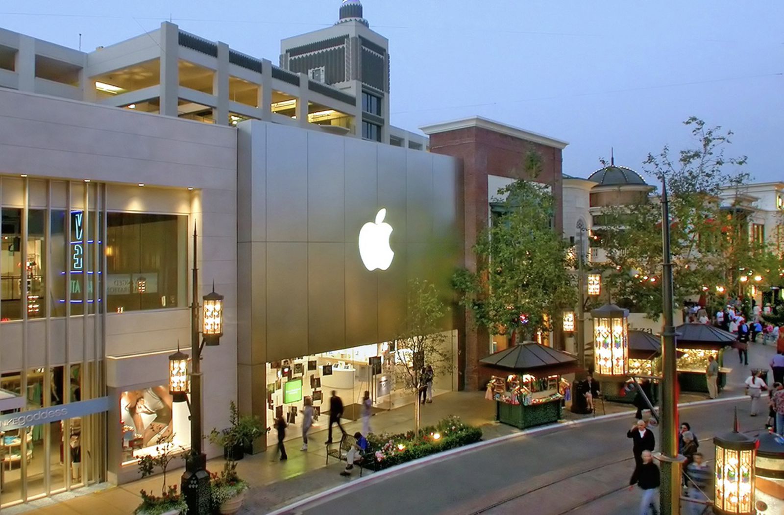 Knox Street - Apple Store - Apple