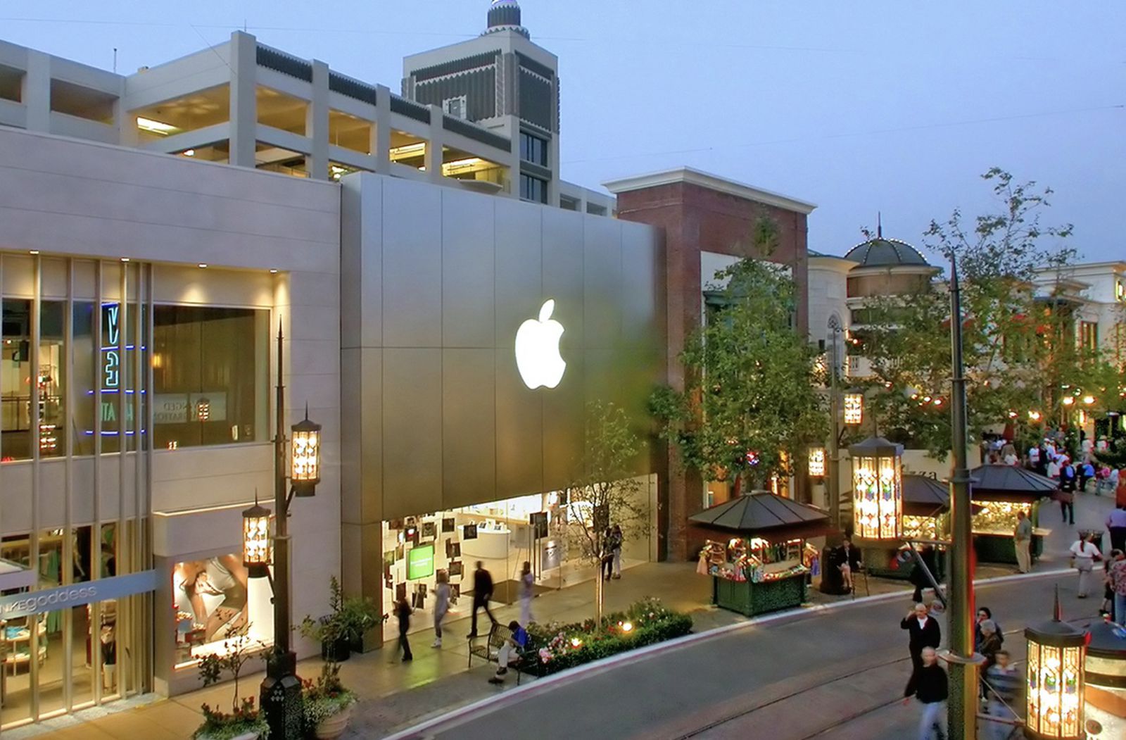 Lenox Square - Apple Store - Apple