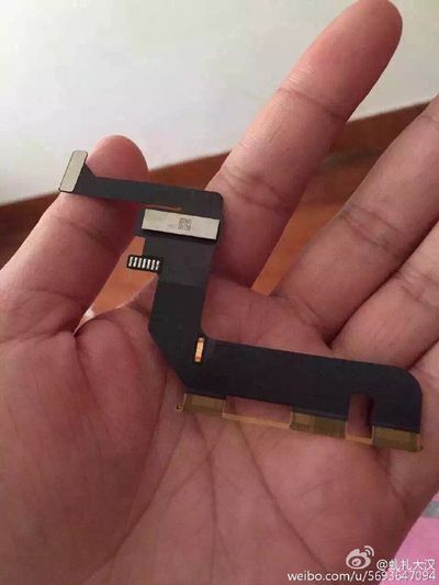 iPhone 7 leak screen cable