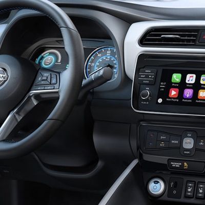 nissanleafcarplay