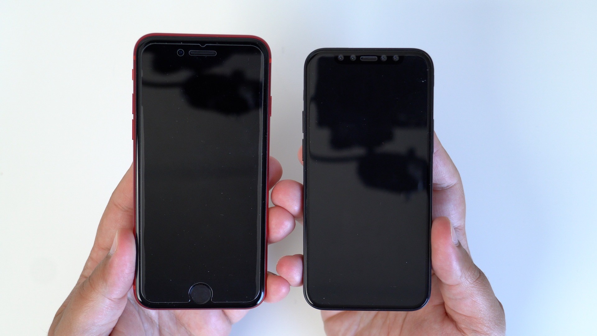 https://images.macrumors.com/t/lMmnPWocbNiKRKBAJp_7YPR7Fes=/2500x0/filters:no_upscale():quality(90)/article-new/2020/07/2020seiphone12dummy-.jpg
