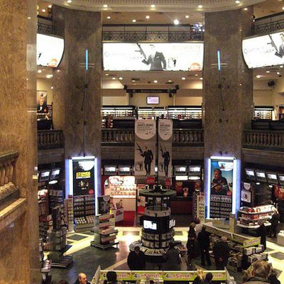 virgin megastore paris