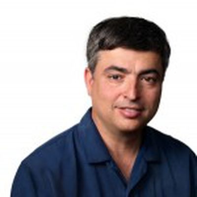 eddy cue headshot