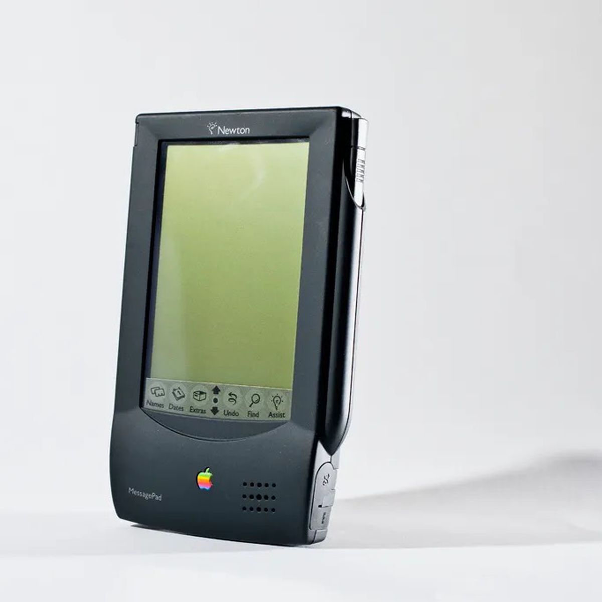 Apple Discontinued the Newton 25 Years Ago Today - MacRumors