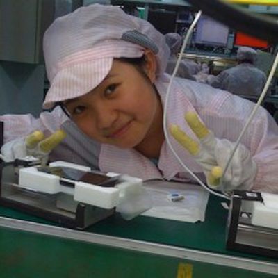 foxconn iphone girl