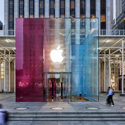 Apple Fifth Avenue iPhone 18 Pro