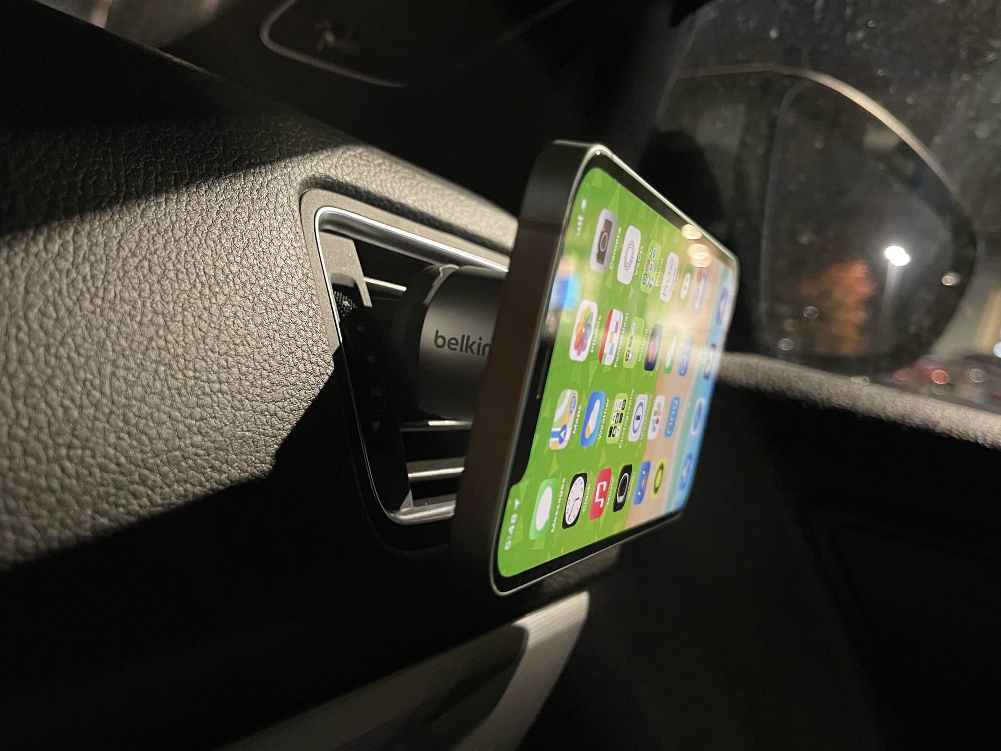 Belkin Car Vent Mount PRO with MagSafe Review MacRumors