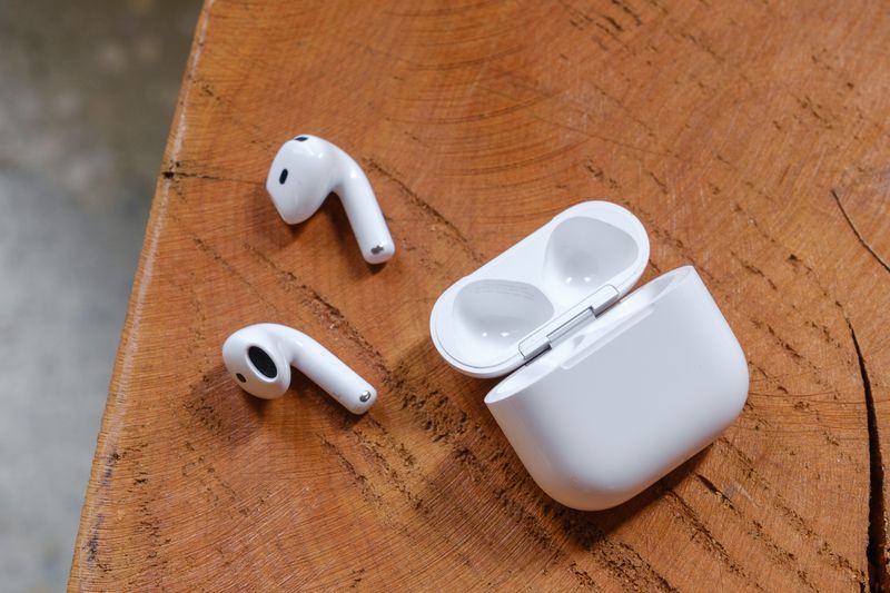 AirPods 4 Κριτικές: «Μια σχεδόν τέλεια εναλλακτική λύση των AirPods Pro»