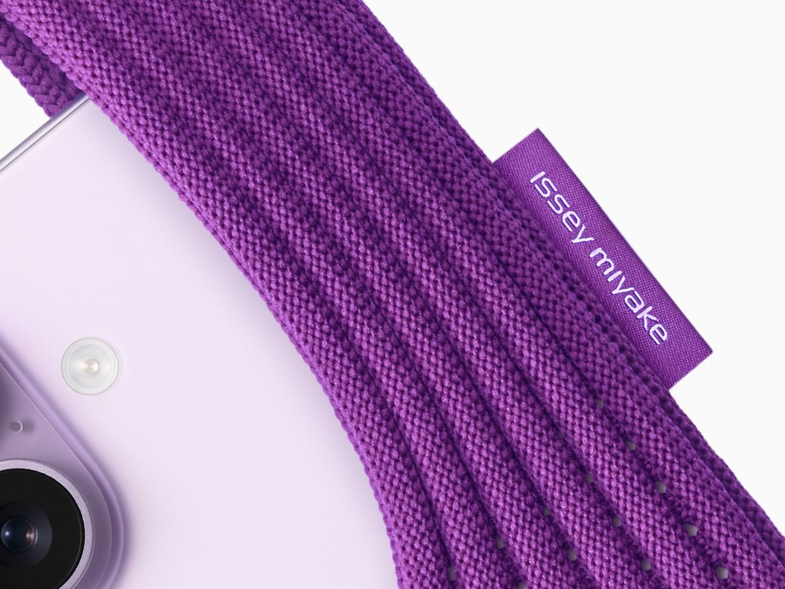 Apple Debuts iPhone Pocket, a Limited Edition iPod Sock-Style