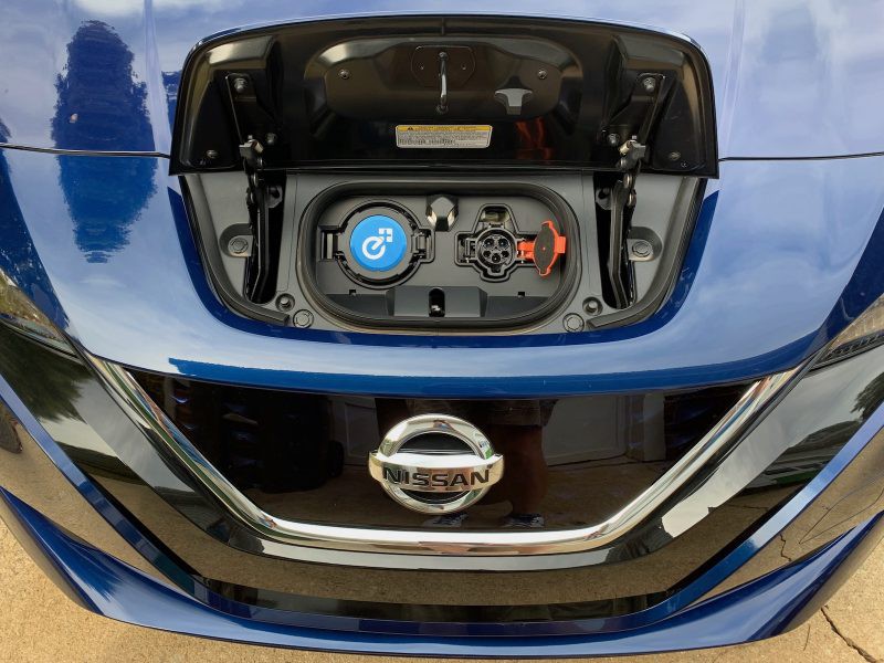 Nissan leaf carplay