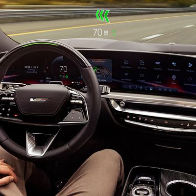 cadillac lyric infotainment