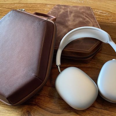 blackbrook airpods max case main image