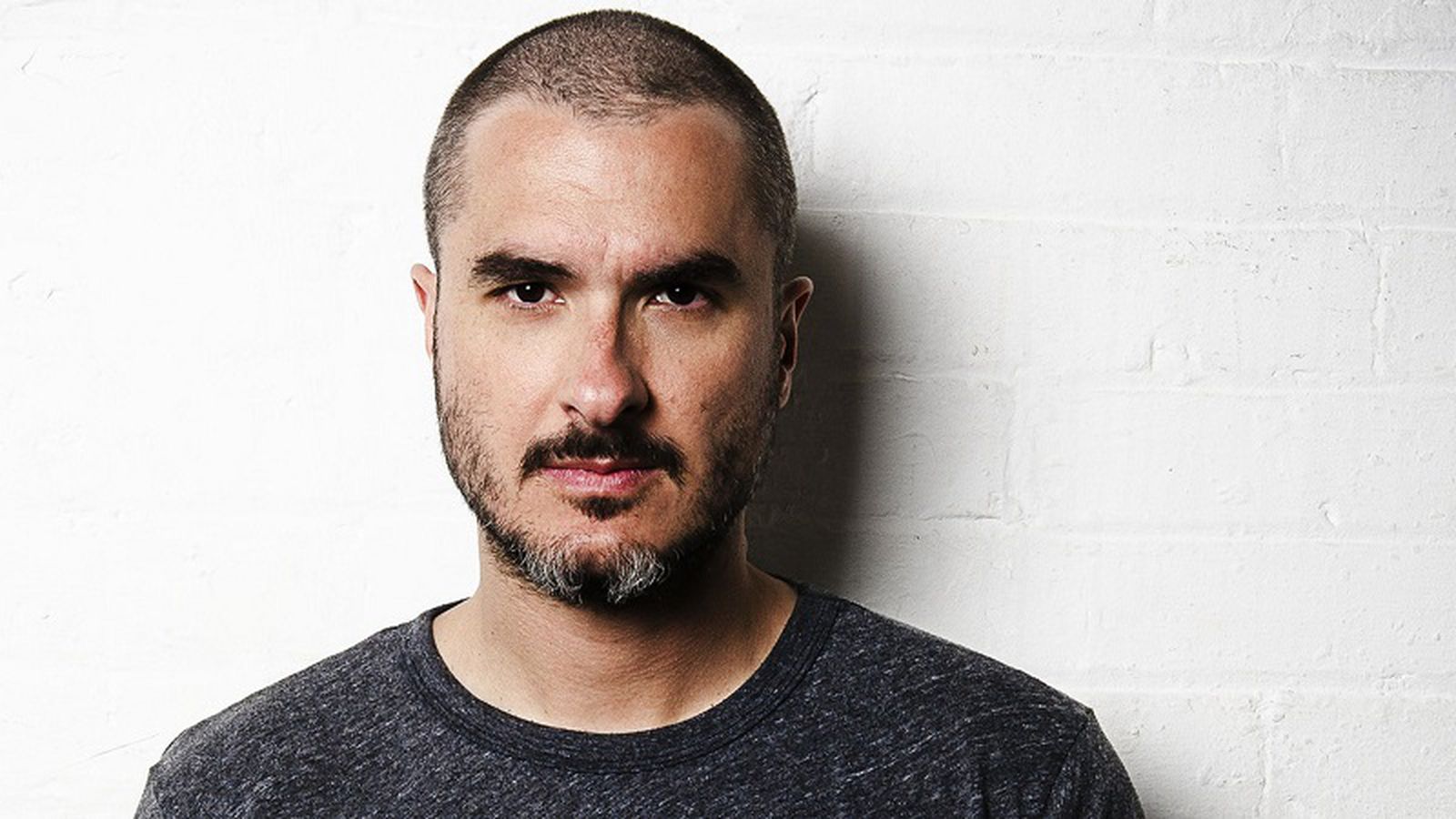 Apple Music Beats 1 Radio Host Zane Lowe Announced as Keynote Speaker