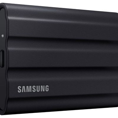samsung t7 shield 4tb ssd
