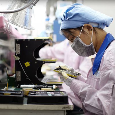 foxconn iphone production