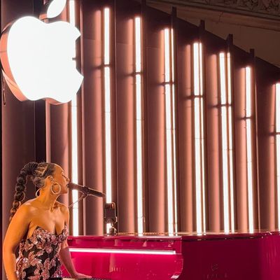 apple alicia keys 50th