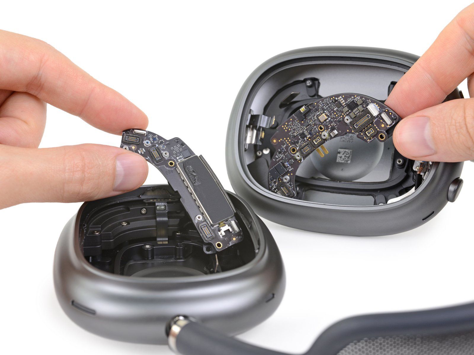 iFixit Starts Tearing Down AirPods Max -