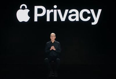 tim cook privacy - تحقیقات نشان می‌دهد که اپل کمترین میزان داده‌های کاربر را از شرکت‌های بزرگ فناوری جمع‌آوری می‌کند